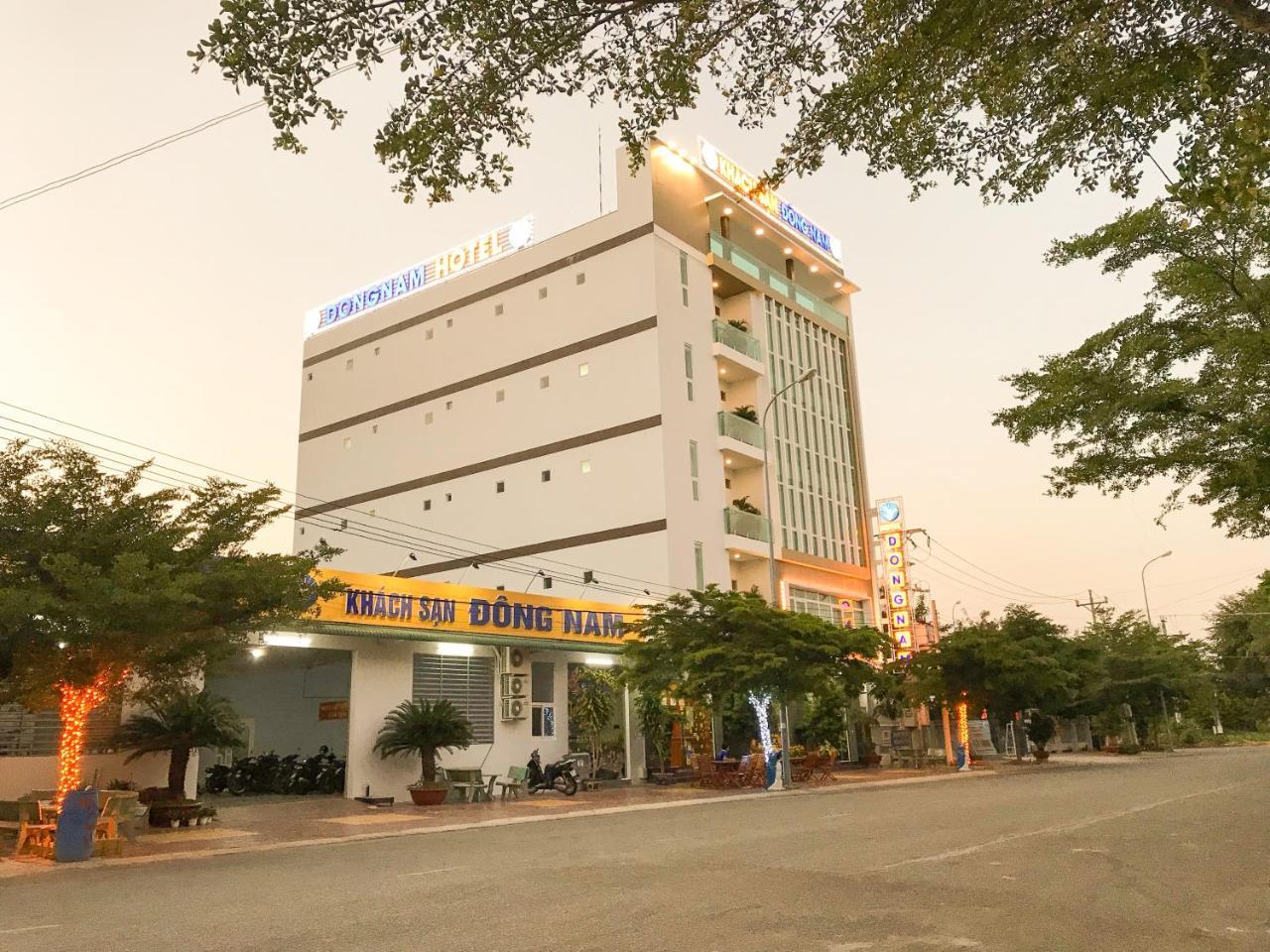 Dong Nam Hotel Phan Rang Exterior photo